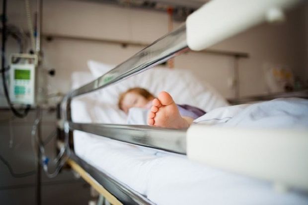 Azərbaycanda Yoluxucu Xəstəliklər Xəstəxanasında dörd yaşlı uşaq öldü