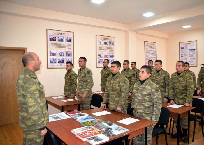 Qoşunlarda yeni tədris dövrü başlayıb - FOTOLAR