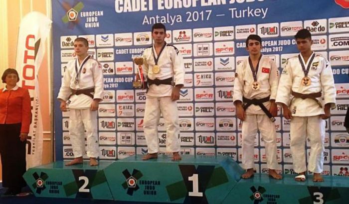 Azərbaycan cüdoçuları Avropa kuboku yarışlarında 9 medal qazanıblar - FOTOLAR