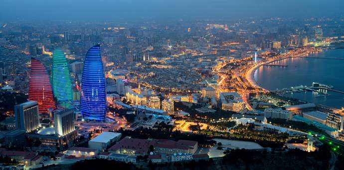 2 manatlıq bileti turistlərə 8 manata satırlar...