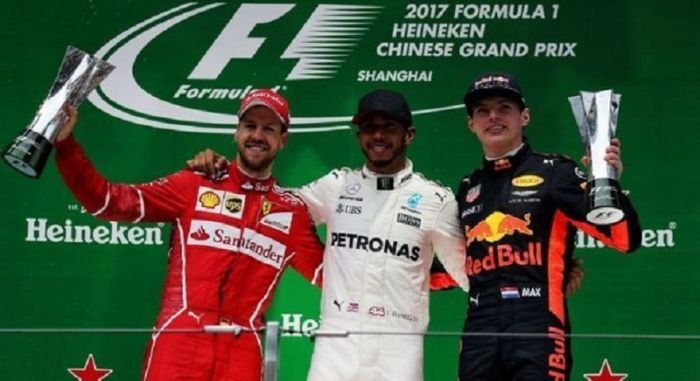 “Formula 1”: Hemilton Çin Qran-prisinin qalibi oldu