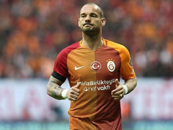 "Qalatasaray" Sneyderlə bağlı qərarını verdi