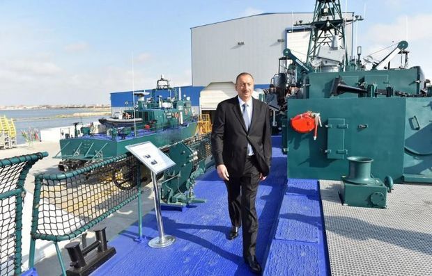 Dövlət başçısı yeni gəmilərin istismara verilməsi mərasiminə qatılıb FOTO