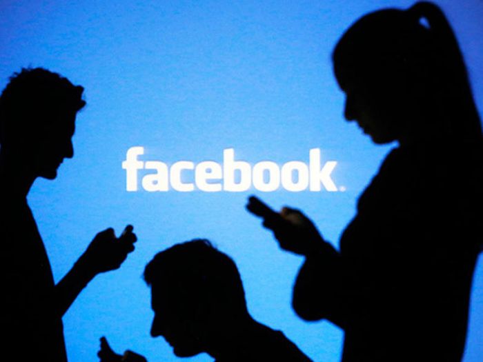 Ukraynada “Facebook”a böyük axın SANKSİYADAN SONRA