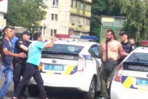 Kiyevdə azərbaycanlılar atəşə tutuldu: Yaralananlar var