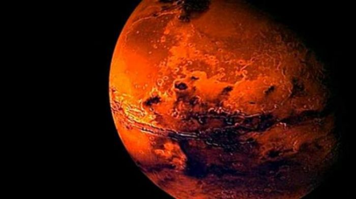 Marsda yarım milyon insanın yaşadığı şəhər tapıldı