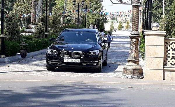 İcra başçısı parkla dayanacağı səhv saldı FOTO