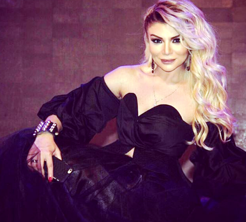 ATV-nin cazibədar aparıcısı Afaq üçün ÖZƏL GÜN FOTO