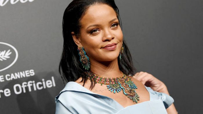 Ərəb milyarderə nişanlanan Riannadan İNANILMAZ SÖZLƏR “Bakirəliyimi itirdiyim anlar...” - FOTO