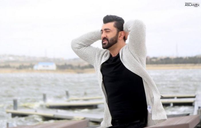 Vüqar izləyicisini aldatdı "Söz verib toya gəlmədi"