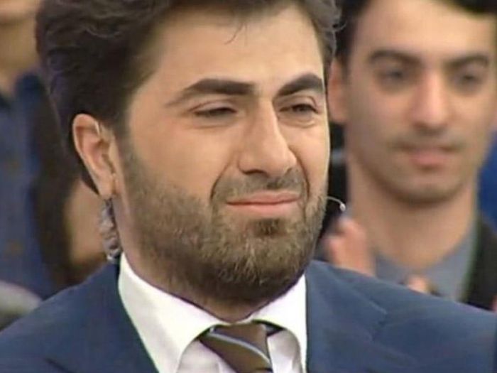 Aparıcı Zaur AĞIR İTKİDƏN SARSILDI "Ah, dilim gəlmir öldü deyim..."