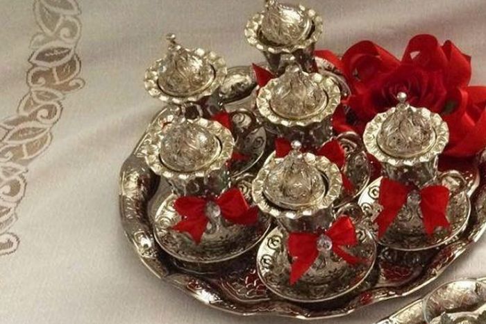 Azərbaycanın 57 yaşlı əməkdar artistinə elçi gəldilər