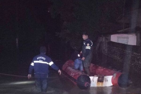 Azərbaycanda təbii fəlakət: 367 nəfər təxliyyə olundu