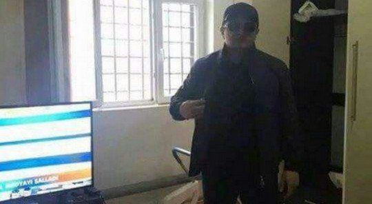 “Lotu Quli”nin azad olunarkən həbsxanada çəkilən FOTOSU