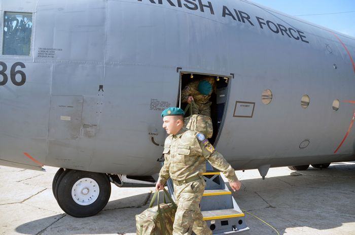 Əfqanıstandakı Azərbaycan sülhməramlılarının bir qrupu vətənə qayıtdı FOTO