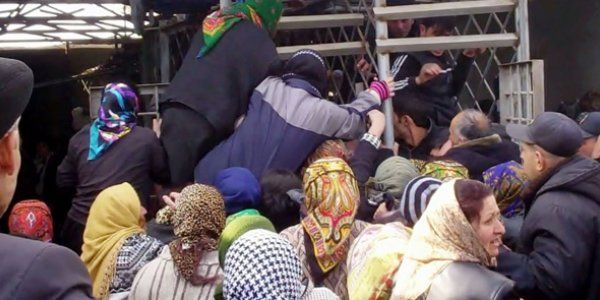 İrana gedənlərə şad xəbər saatlarla gömrükdə qalmayacaqsız