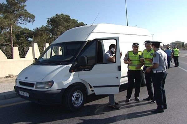 Yol polisindən texniki baxışdan keçməyən nəqliyyat vasitələrinin sahiblərinə XƏBƏRDARLIQ