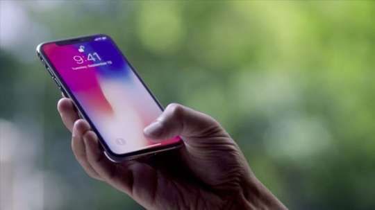 “iPhone X” istehsalçıya bu qiymətə başa gəlir