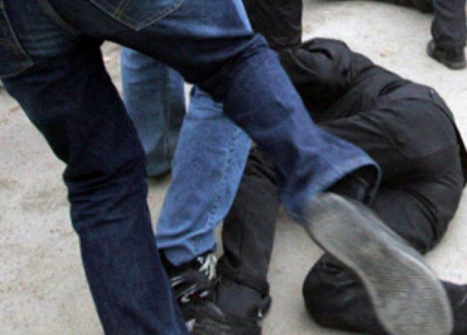 Ceyrançöldə çobanlar arasında kütləvi dava 3 nəfər yaralandı