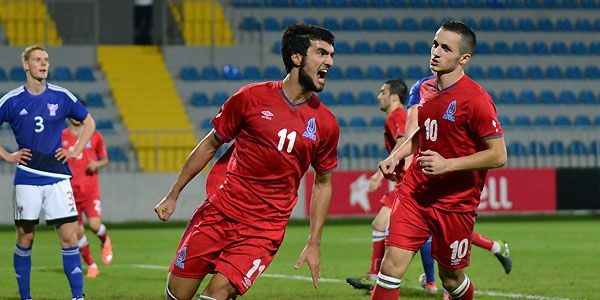 “Beşiktaş” "Qarabağ"ın futbolçusunu transfer edir Bu gün