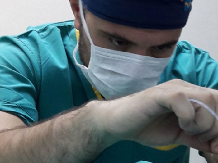 Azyaşlını səhv sünnət etdilər "Cinsiyyət orqanında əyrilik və burulma vardı"