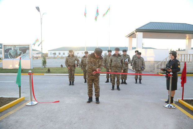 Zakir Həsənov cəbhədə açılış etdi FOTO