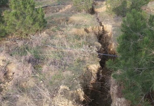 Bakıda teleqüllə yaxınlığında sürüşmə FOTO