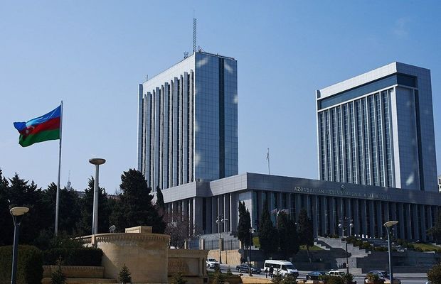 Parlamentə iki yeni qanun layihəsi təqdim edilib