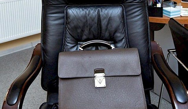 Məmurlara gözlənilməz QADAĞA Rəhbər vəzifədə olan bütün şəxslər...