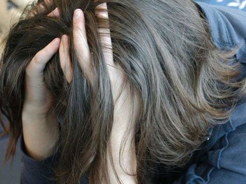 Bakıda qadın polisdən məşuqunu tapmağı xahiş etdi