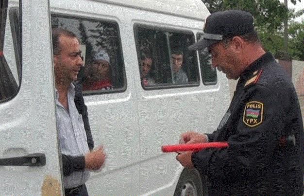 Polis reyd keçirib-mikroavtobusda mal-qara daşıyanlar cərimələnib