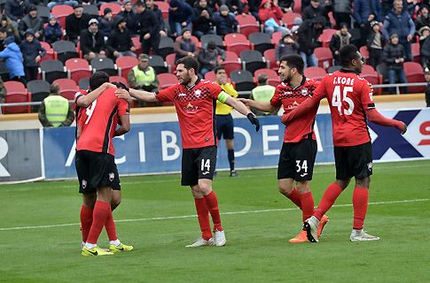 Azərbaycan futbolunda kütləvi dava - VİDEO