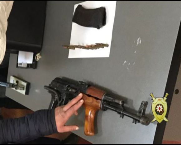 Bakıda keçmiş məhkumlardan silah götürülüb FOTO
