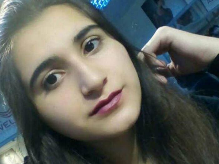 Bakıda 16 yaşlı bu qız itkin düşdü Ailəsi onu axtarırı! (FOTOLAR)