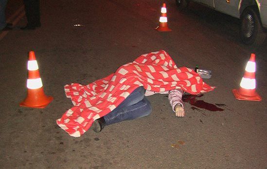 Xalq artistinin atasını maşın vurub öldürdü