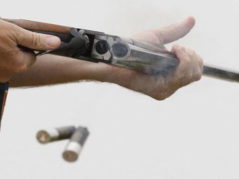 Bakıda qardaş qardaşı güllələdi