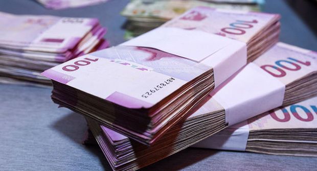 Paytaxtda yüksək və aşağı maaş alanlar açıqlandı