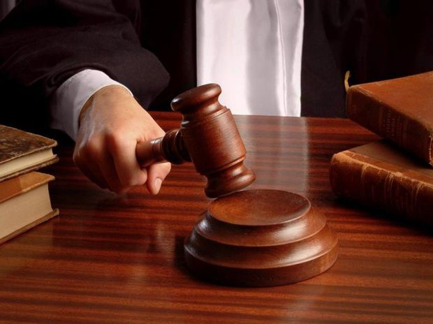 Məhkəmə hakimlərinin maaşları artırıldı