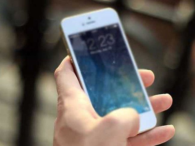 İmtahana telefon keçirmək istəyən abituriyentlər qovuldular DİM-dən açıqlama