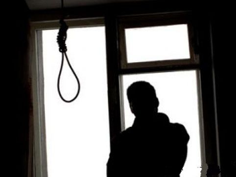 Sumqayıtda özünü asan kişi xilas edildi