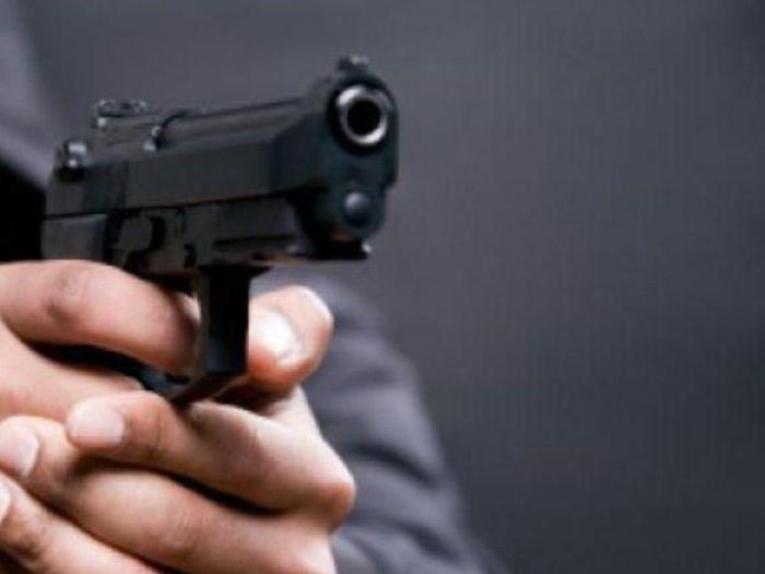 Avtobusda atəş açacağını dedi, polis tərəfindən zərərsizləşdirildi