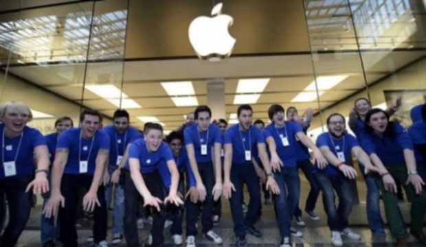 “Apple” işçilərinin aldıqları maaş Şoka düşəcəyiniz rəqəmlər…