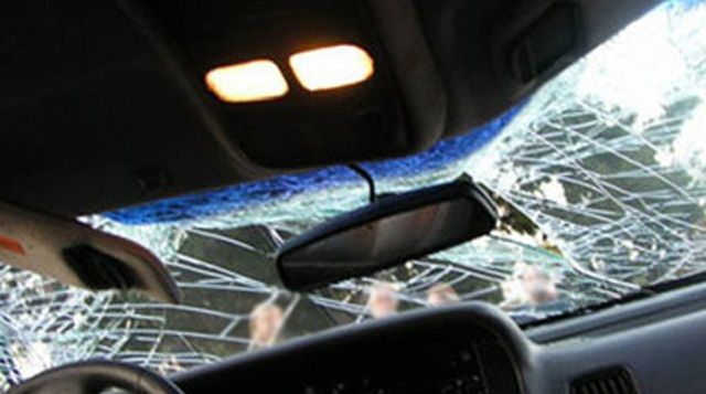 Kürdəmirdə ağır yol qəzası 5 nəfər yaralanıb