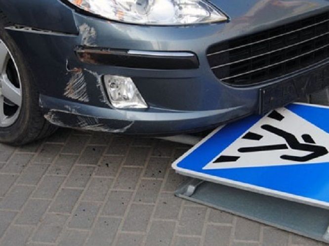 Qazaxda avtomobil piyadanı vurub öldürdü