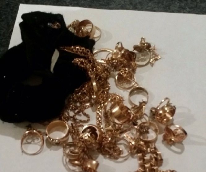 Külli miqdarda qızıl oğurlayan dəstə üzvləri ilə bağlı