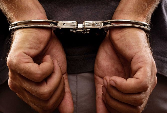 Hədə-qorxu ilə pul tələb edən cinayətkar dəstə üzvləri saxlanıldı