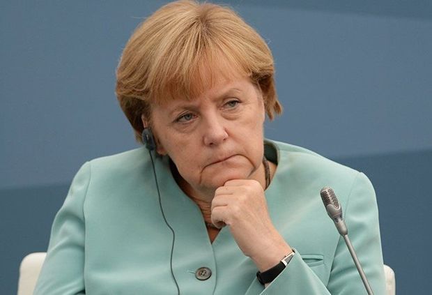 Merkel Krımın itirilməsində ittiham edildi