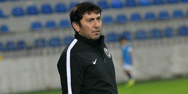 Futbol üzrə Azərbaycan millisinə yeni baş məşqçi təyin edildi