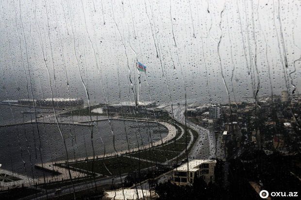 Azərbaycanda leysan yağış yağır - FAKTİKİ HAVA