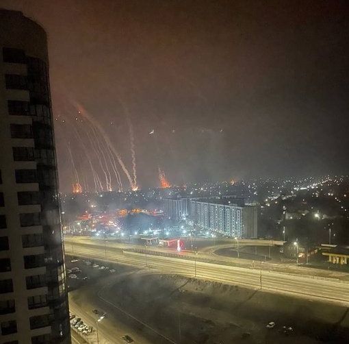 Ukraynanın paytaxtı bombalanır - FOTO/VİDEO